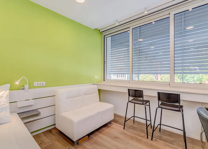Pomak Luxury Split